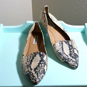 Steve Madden Snake skin print loafer flats